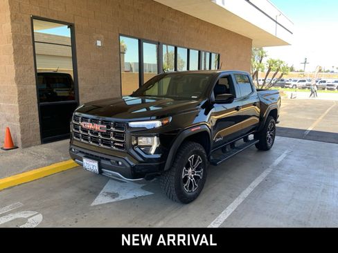 Certified 2024 GMC Canyon AT4 AWD/4WD image 1
