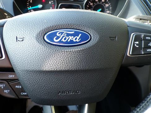 Used 2019 Ford Escape SEL AWD/4WD image 32