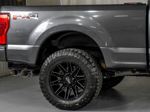 Used 2020 Ford F250 Platinum AWD/4WD image 6