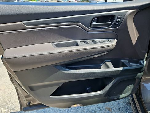 Used 2019 Honda Odyssey EX-L image 14