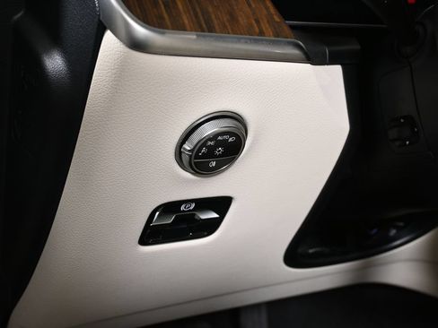 Certified 2026 Mercedes-Benz GLC 300 4MATIC image 27