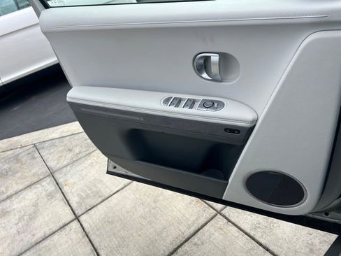 Certified 2024 Hyundai Ioniq 5 Limited AWD/4WD image 14