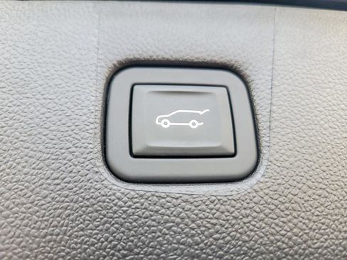 Certified 2024 Chevrolet Blazer LT FWD image 24
