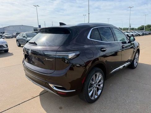 Used 2023 Buick Envision Avenir FWD image 3