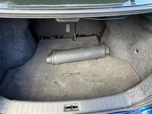Used 2019 Nissan Sentra S FWD image 18