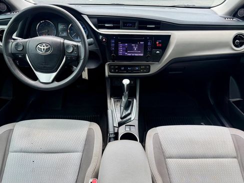 Used 2019 Toyota Corolla LE FWD image 14