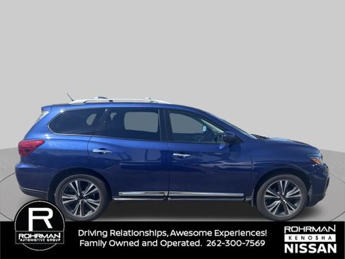 Used 2017 Nissan Pathfinder Platinum w/ Cargo Package AWD/4WD image 7