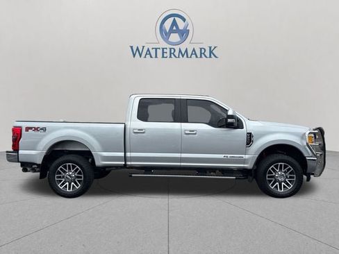 Used 2017 Ford F250 Lariat w/ Lariat Value Package AWD/4WD image 9