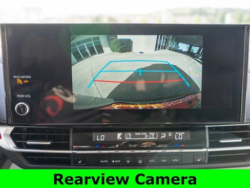 Used 2025 Toyota Sienna XLE w/ XLE Plus Package AWD/4WD image 26