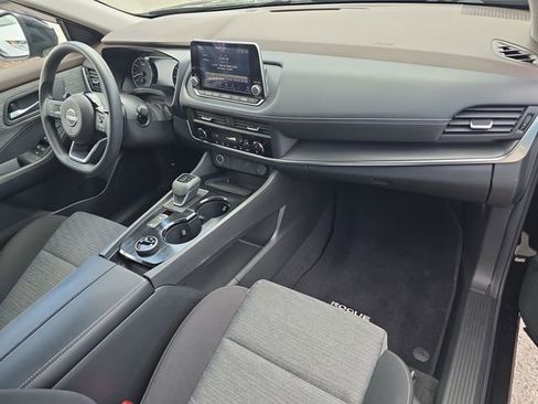 Certified 2023 Nissan Rogue SV AWD/4WD image 10