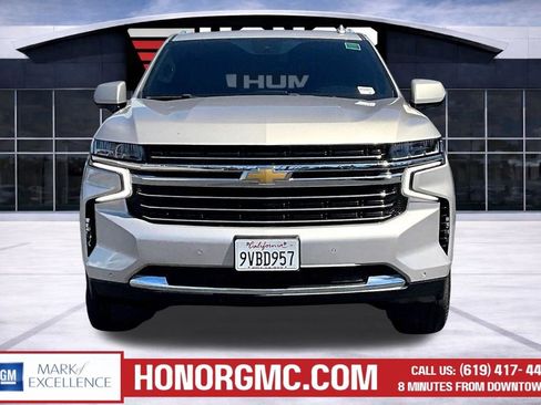 Used 2023 Chevrolet Tahoe LT RWD image 2