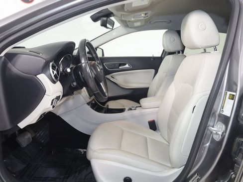 Used 2015 Mercedes-Benz GLA 250 4MATIC image 11