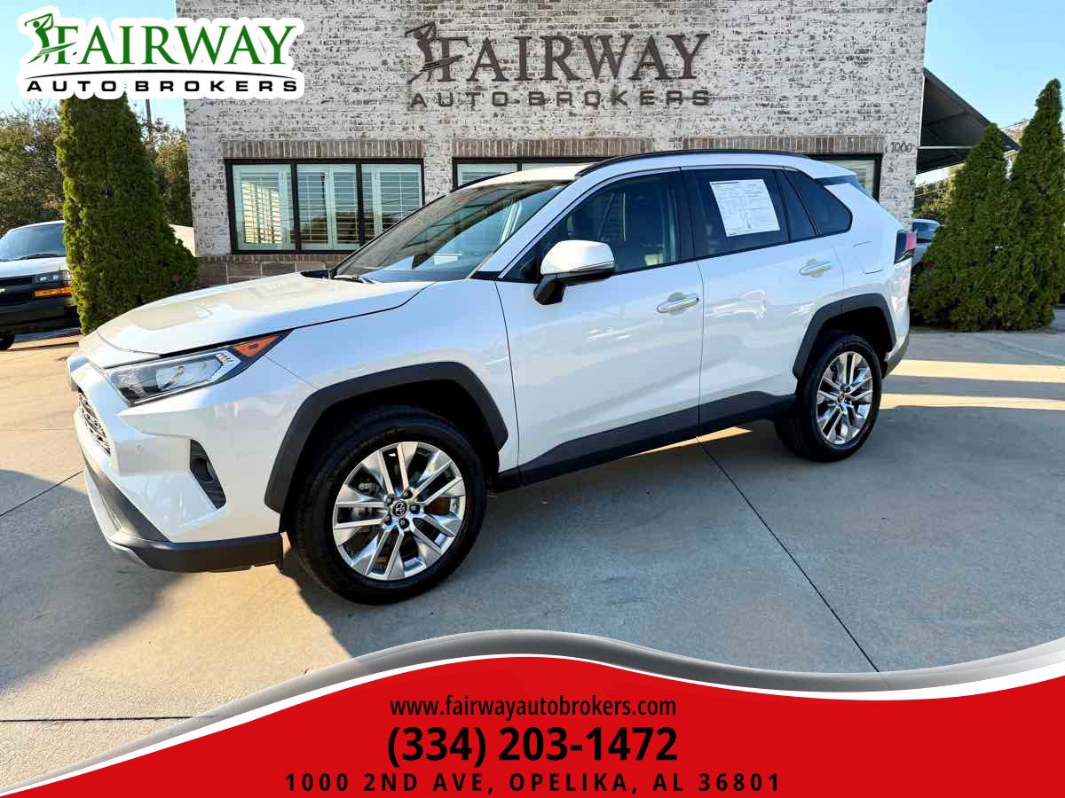 Used 2019 Toyota RAV4 Limited w/ Cold Weather Package FWD image 1