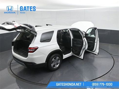 New 2025 Honda Pilot EX-L image 59