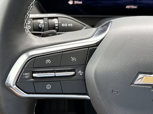 Used 2026 Chevrolet Traverse LT FWD image 22