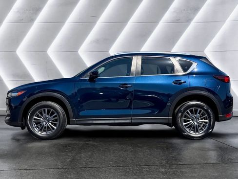 Used 2020 MAZDA CX-5 Touring FWD image 5