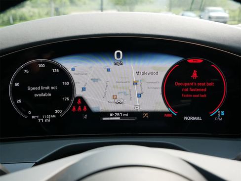 New 2025 Porsche Panamera 4 image 21