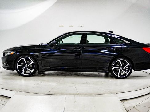 Used 2019 Honda Accord Sport image 5
