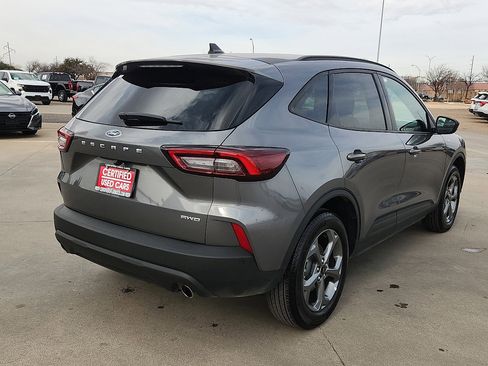 Used 2025 Ford Escape ST-Line image 3