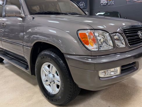 Used 1999 Lexus LX 470 4WD image 15