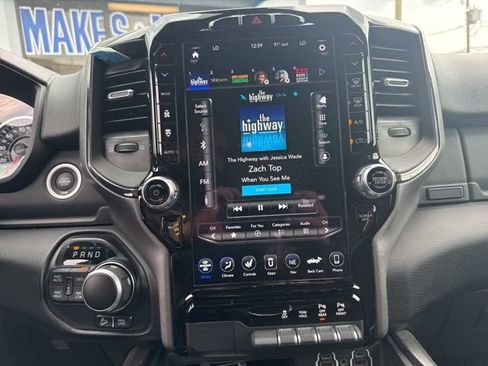 Used 2020 RAM 1500 Lone Star w/ Built-to-serve Edition AWD/4WD image 9