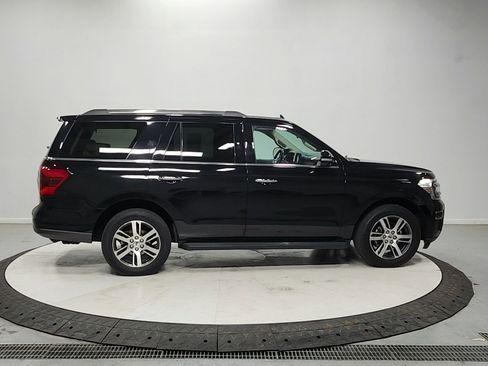 Used 2024 Ford Expedition Limited RWD image 8