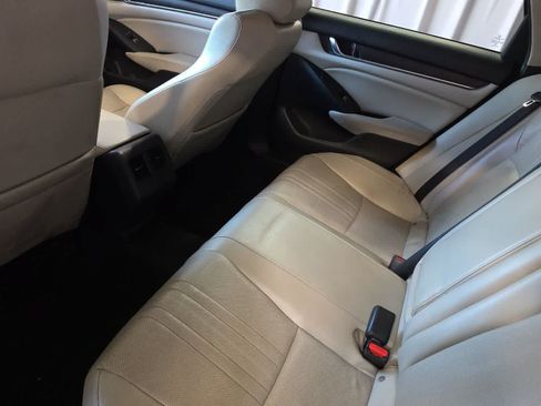 Used 2018 Honda Accord EX-L image 5