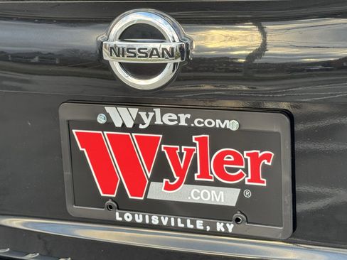 Certified 2021 Nissan Rogue Sport SV image 42