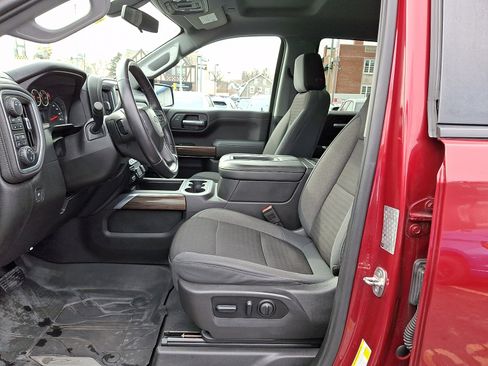 Used 2019 Chevrolet Silverado 1500 RST image 15