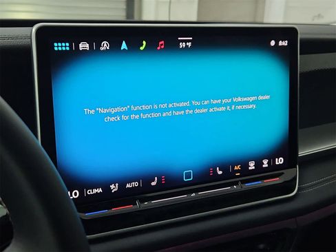 New 2025 Volkswagen Tiguan SE image 30