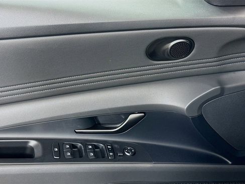 New 2026 Hyundai Elantra Sport image 18