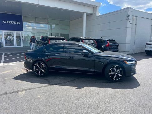 Used 2024 Volvo S60 B5 Core w/ Climate Package AWD/4WD image 2