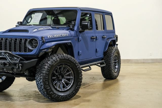Used 2025 Jeep Wrangler Unlimited Rubicon w/ Safety Group AWD/4WD image 25
