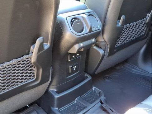 New 2026 Jeep Wrangler Unlimited Sahara AWD/4WD image 16