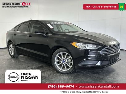 Used 2017 Ford Fusion SE w/ Fusion SE Technology Package