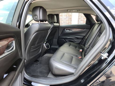 Used 2014 Cadillac XTS Luxury FWD image 5