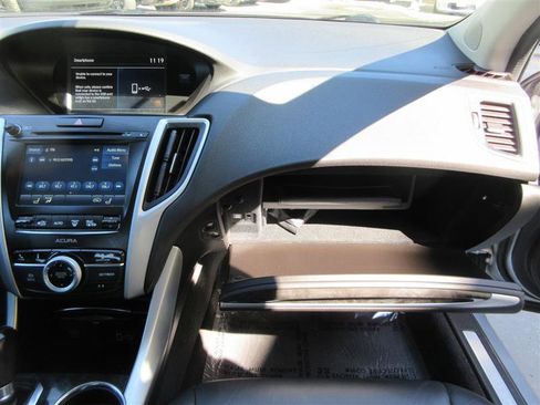 Used 2020 Acura TLX image 31