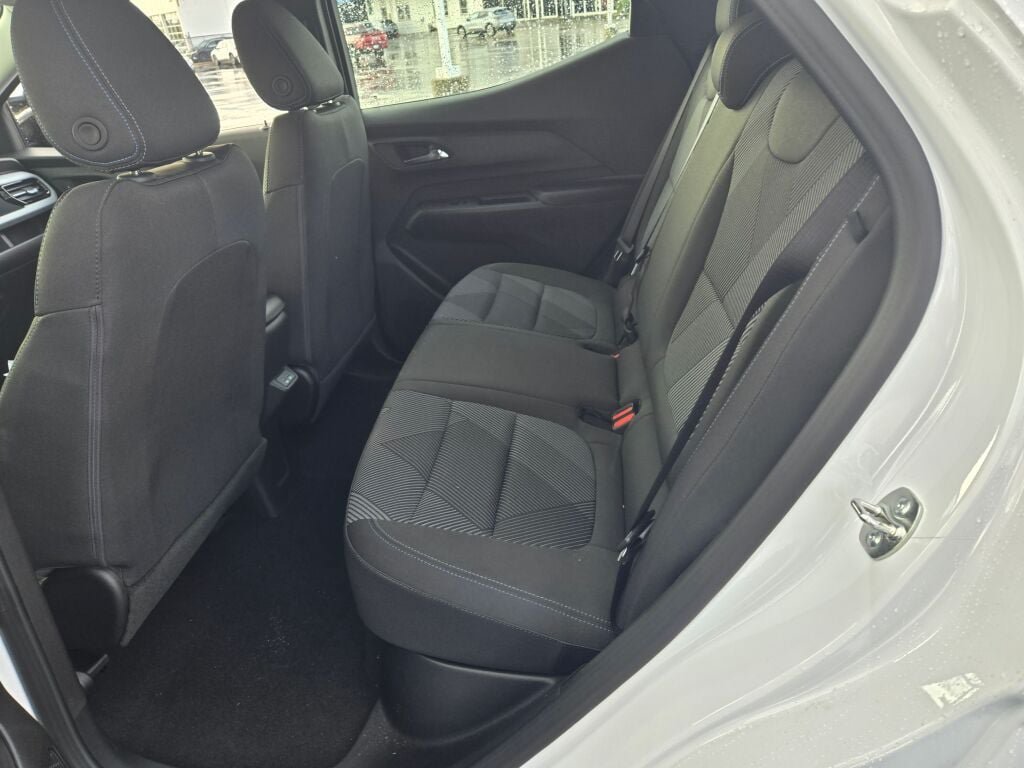 New 2027 Chevrolet Bolt LT w/ Comfort Package FWD image 13