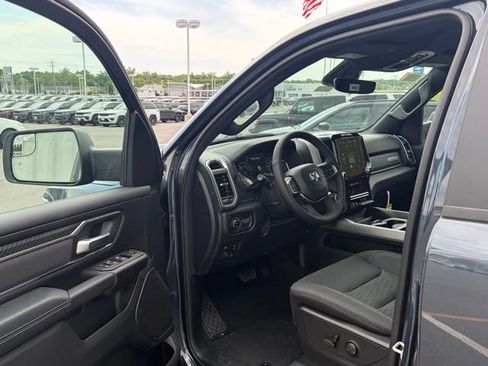 New 2026 RAM 1500 4x4 Crew Cab image 14