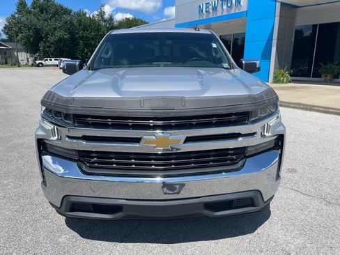 Used 2022 Chevrolet Silverado 1500 LT RWD image 2