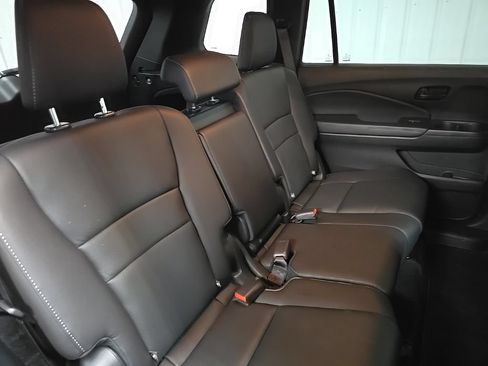 Used 2023 Honda Passport EX-L image 17