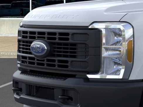 New 2026 Ford F350 XL RWD image 17