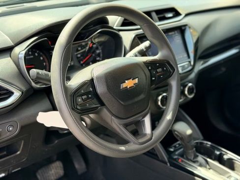 Certified 2023 Chevrolet TrailBlazer LT w/ Convenience Package image 8