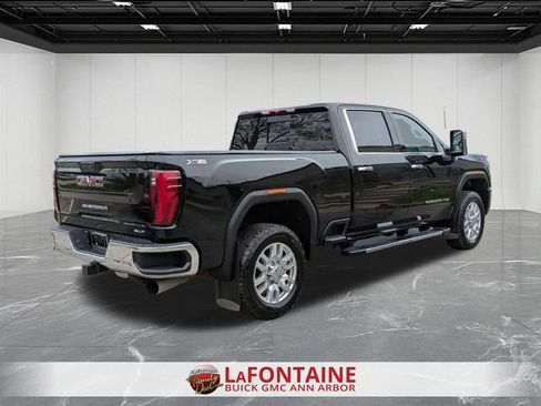 Certified 2024 GMC Sierra 2500 SLT w/ SLT Premium Package AWD/4WD image 5