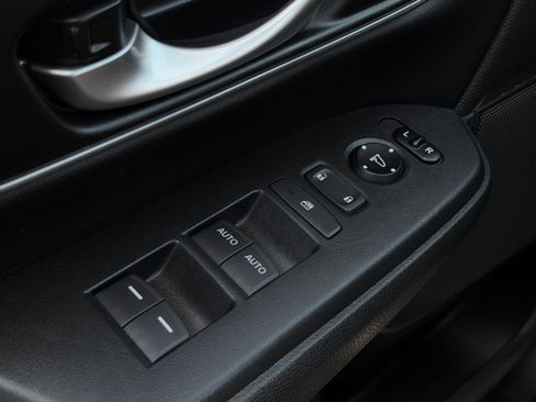 Used 2017 Honda CR-V EX-L image 28
