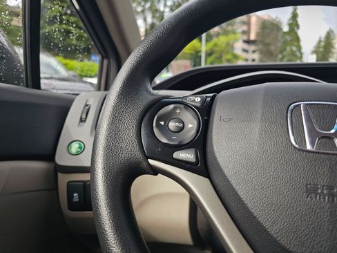 Used 2012 Honda Civic LX image 32