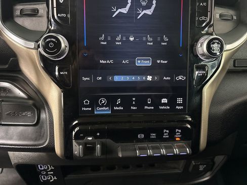 Used 2024 RAM 2500 Laramie image 16