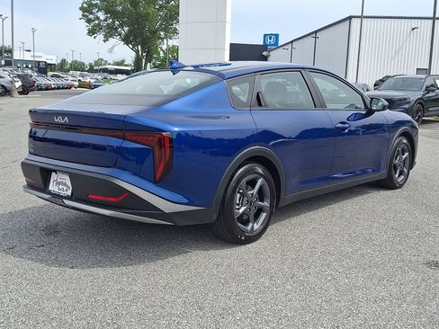 Certified 2025 Kia K4 FWD image 6