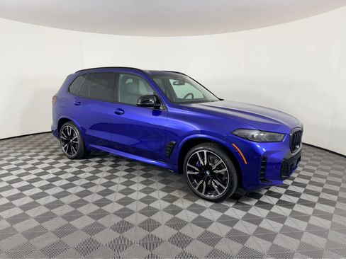 New 2026 BMW X5 M60i image 2