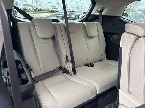 Used 2025 Subaru Ascent Premium AWD/4WD image 14